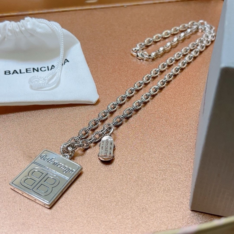 Ba1en*iaga necklaces